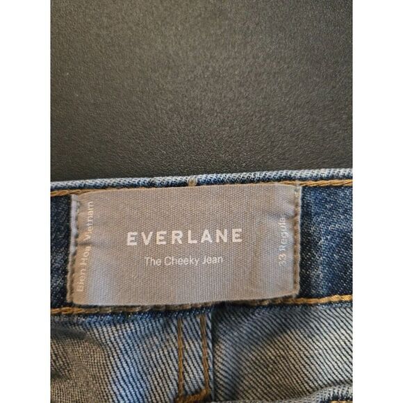 Everlane Women's Original Cheeky Jean Distressed with Raw Hem Size 33 Reg - Picture 11 of 11
